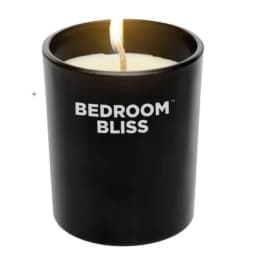 Bedroom Bliss Lovers Massage Candle Vanilla, image 2