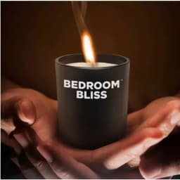 Bedroom Bliss Lovers Massage Candle Vanilla, image 3