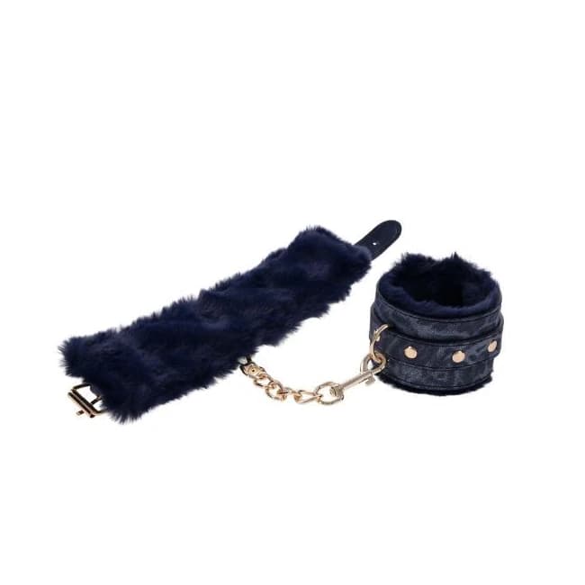 Cougar Fur Handcuffs - Image 4