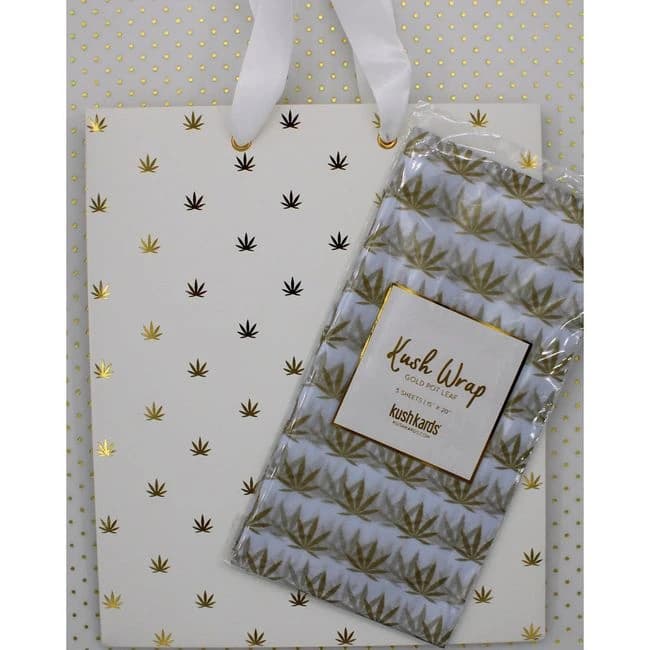 Gold/white Gift Wrap Set - Image 1