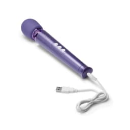 Le Wand Petite Violet Rechargeable Massager, image 3