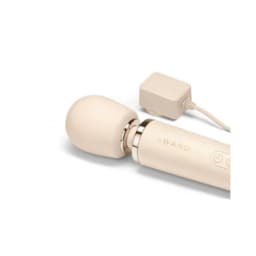 Le Wand Powerful Plug-in Vibrating Massager, image 2