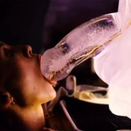 Play Wiv Me Huge Penis Ice Luge, image 4