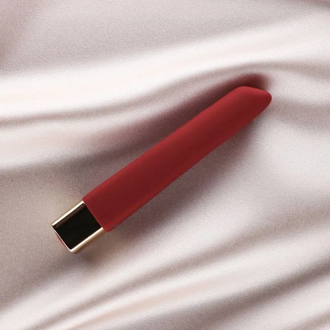 Quinn 10 Modes Silicone Bullet Vibrator Red - Image 1