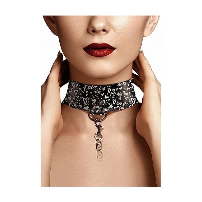 Love Street Art Fashion Collar W/ Leash Black - Image 1