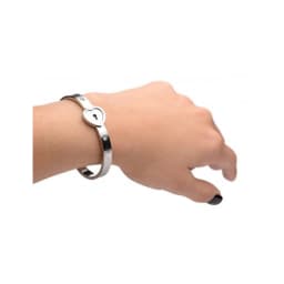 Master Series Cuffed Locking & Key Necklace, image 3
